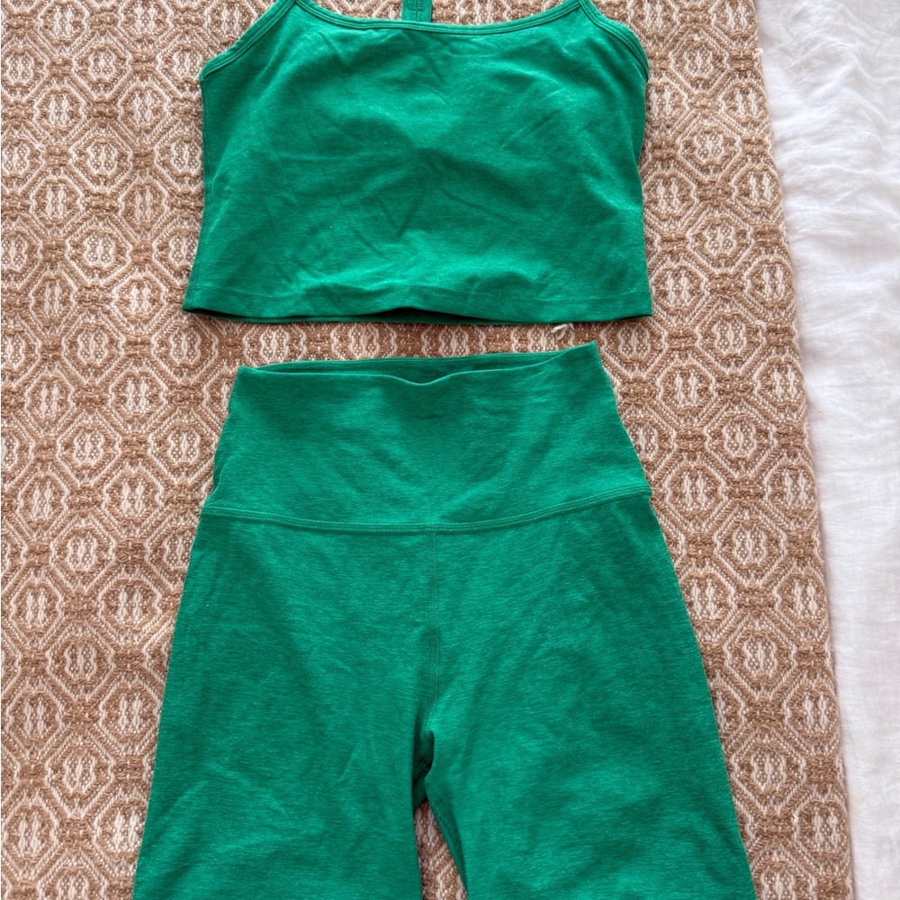 Beyond Yoga Green set